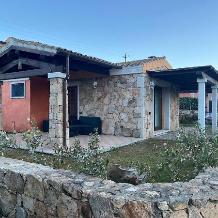 Villa Azzurra Sul Mare Budoni Exterior foto