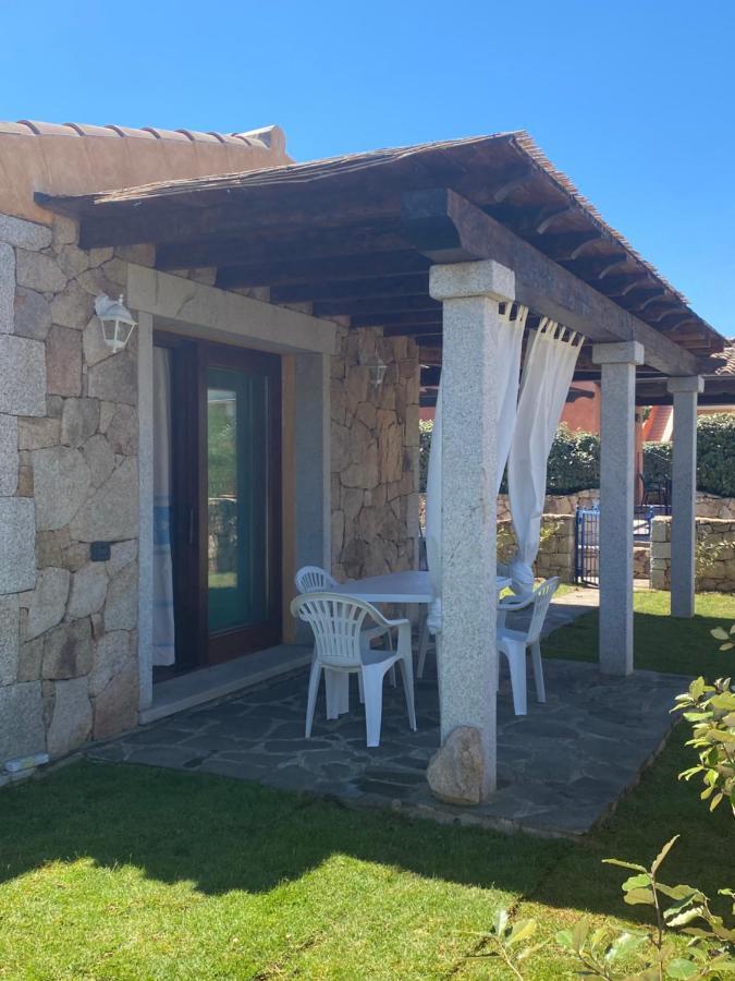 Villa Azzurra Sul Mare Budoni Exterior foto