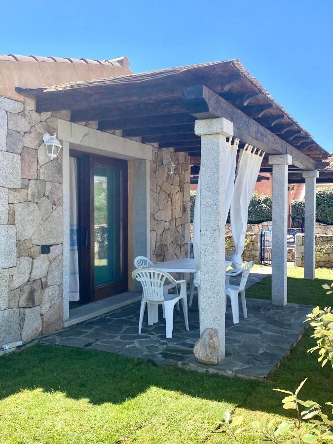 Villa Azzurra Sul Mare Budoni Exterior foto