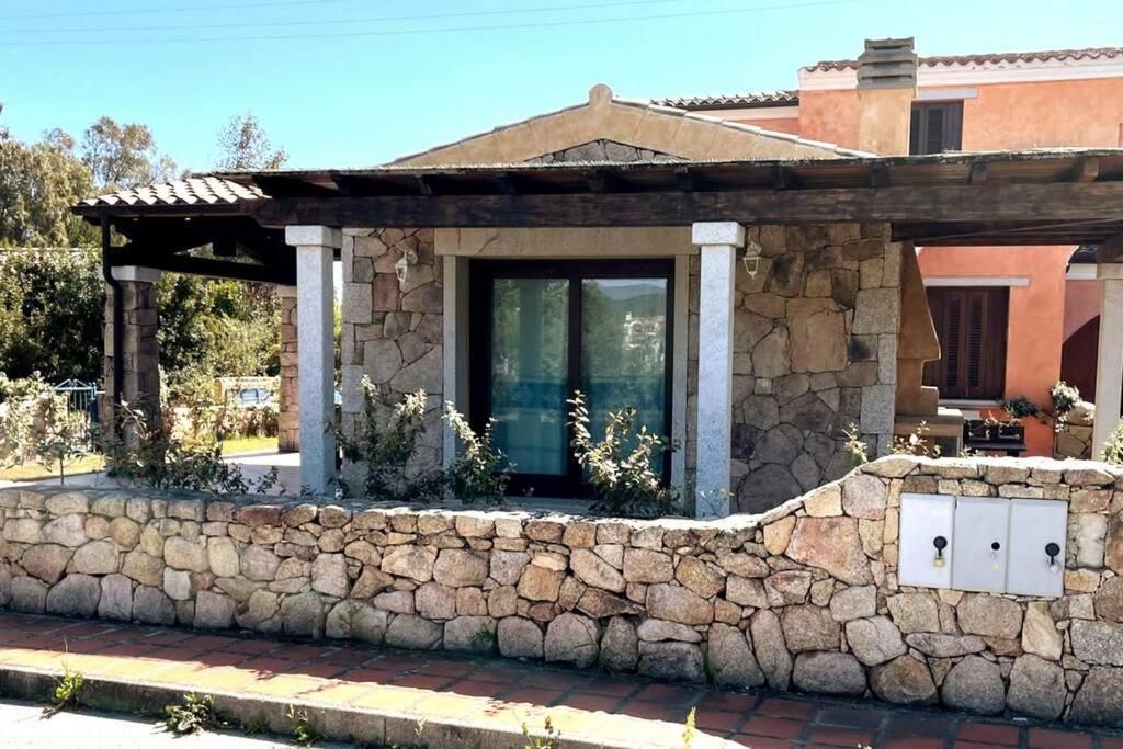 Villa Azzurra Sul Mare Budoni Exterior foto
